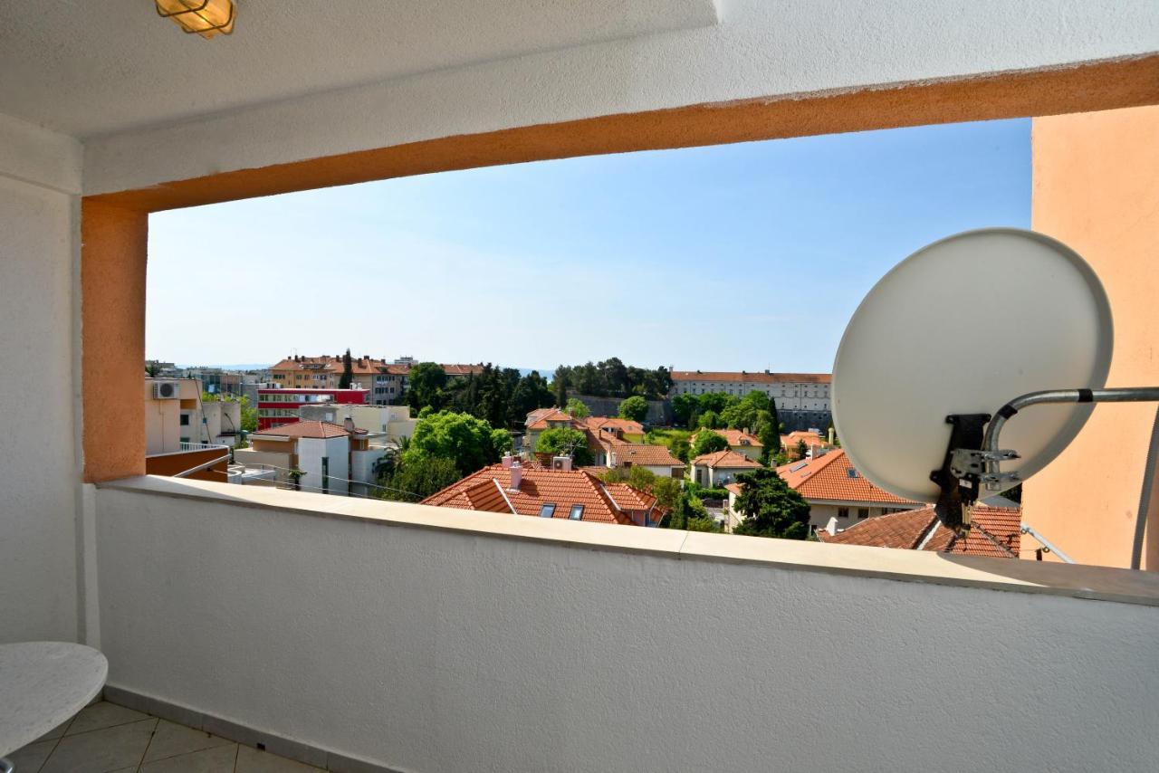 Apartments Bella Vista สปลิท ภายนอก รูปภาพ