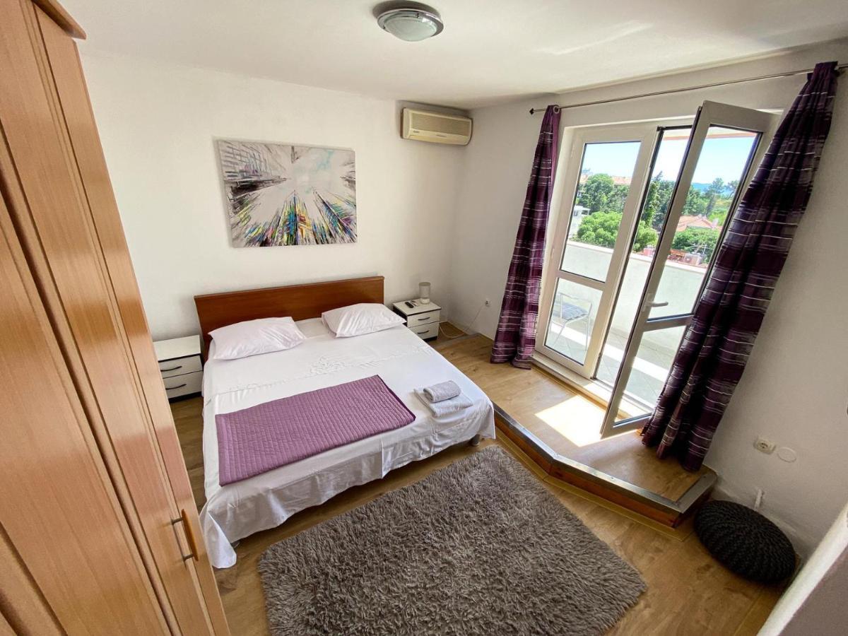Apartments Bella Vista สปลิท ภายนอก รูปภาพ