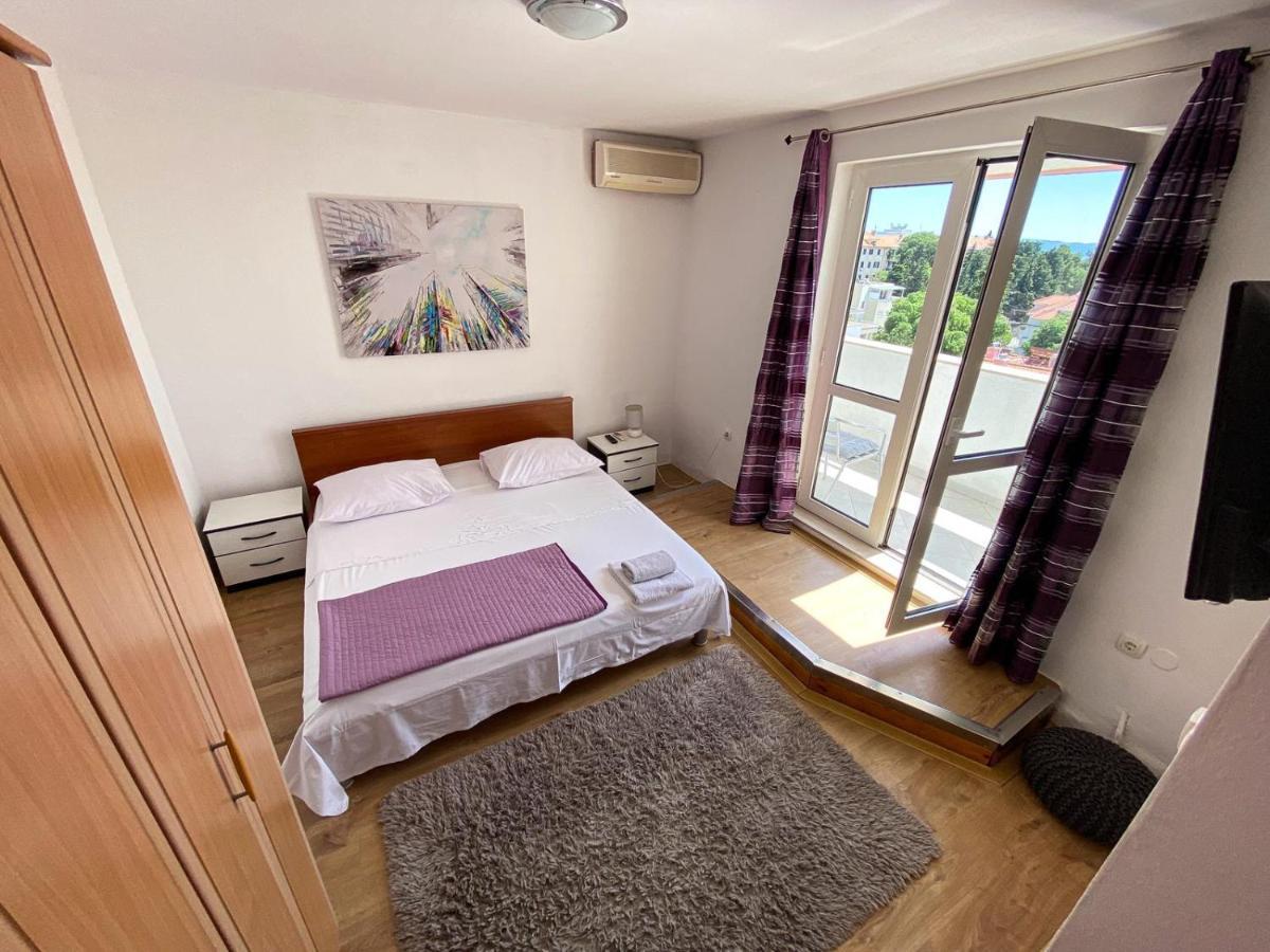 Apartments Bella Vista สปลิท ภายนอก รูปภาพ